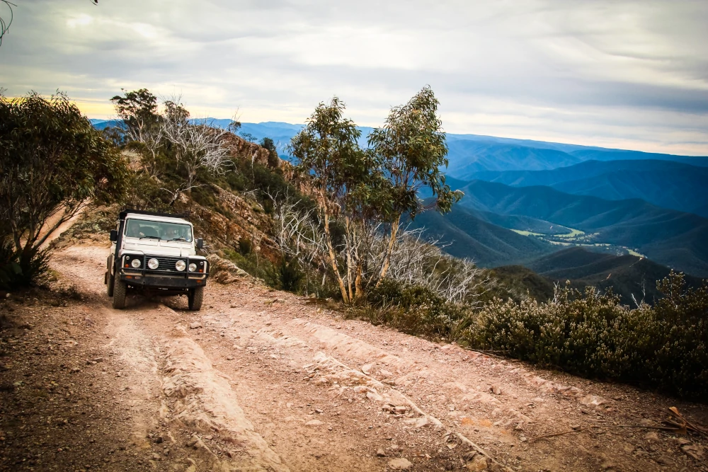 Newtracs team 4wding in Wonnangatta Valley